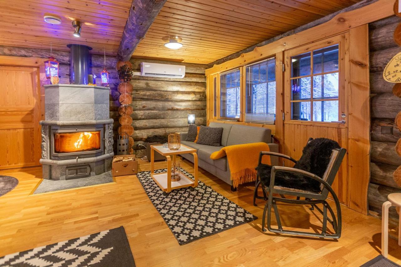 Kuukkeli Log Houses Villa Aurora "Pupula" Saariselka Esterno foto